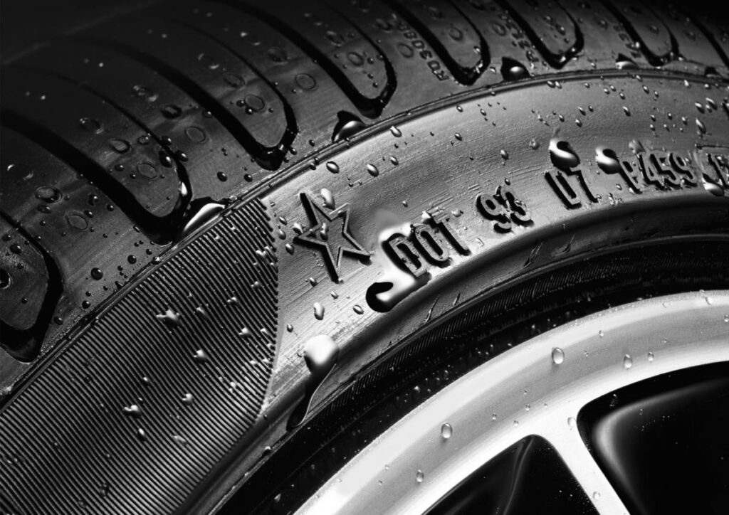 BMW y MINI aseguran los neumáticos de los coches nuevos en España