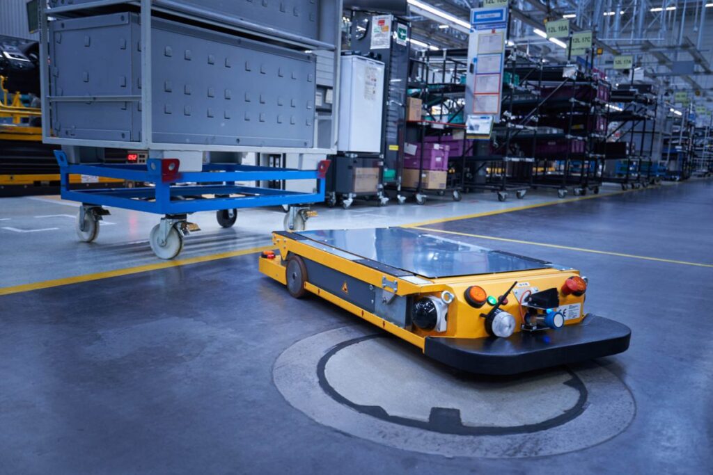 Los robots de logística de BMW Group son más rápidos e inteligentes.
