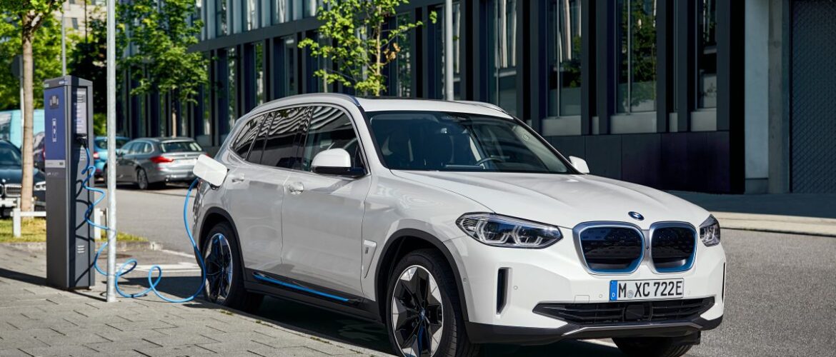 BMW Charging y MINI Charging llegan a España con más de 2.000 puntos de carga