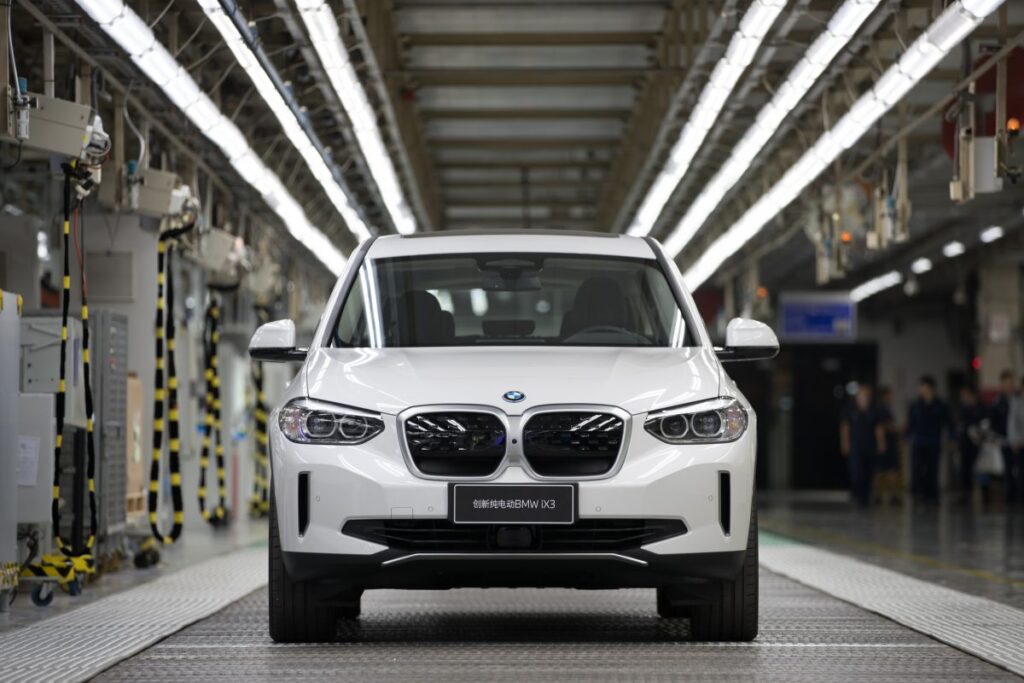 Comienza la producción del nuevo BMW iX3.
