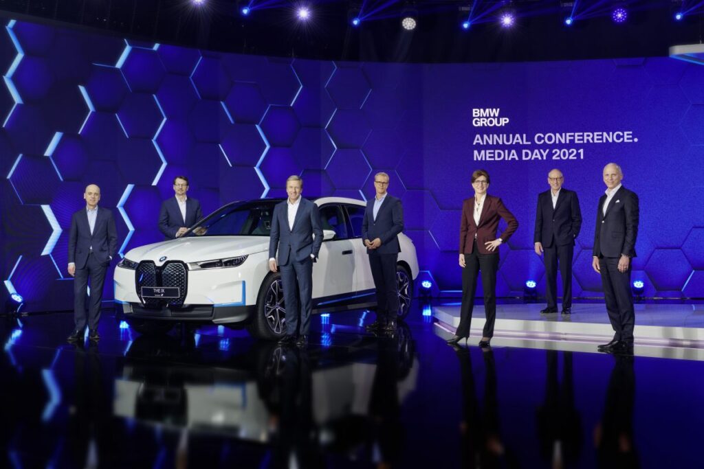 El BMW i4 se lanzará tres meses antes de lo previsto