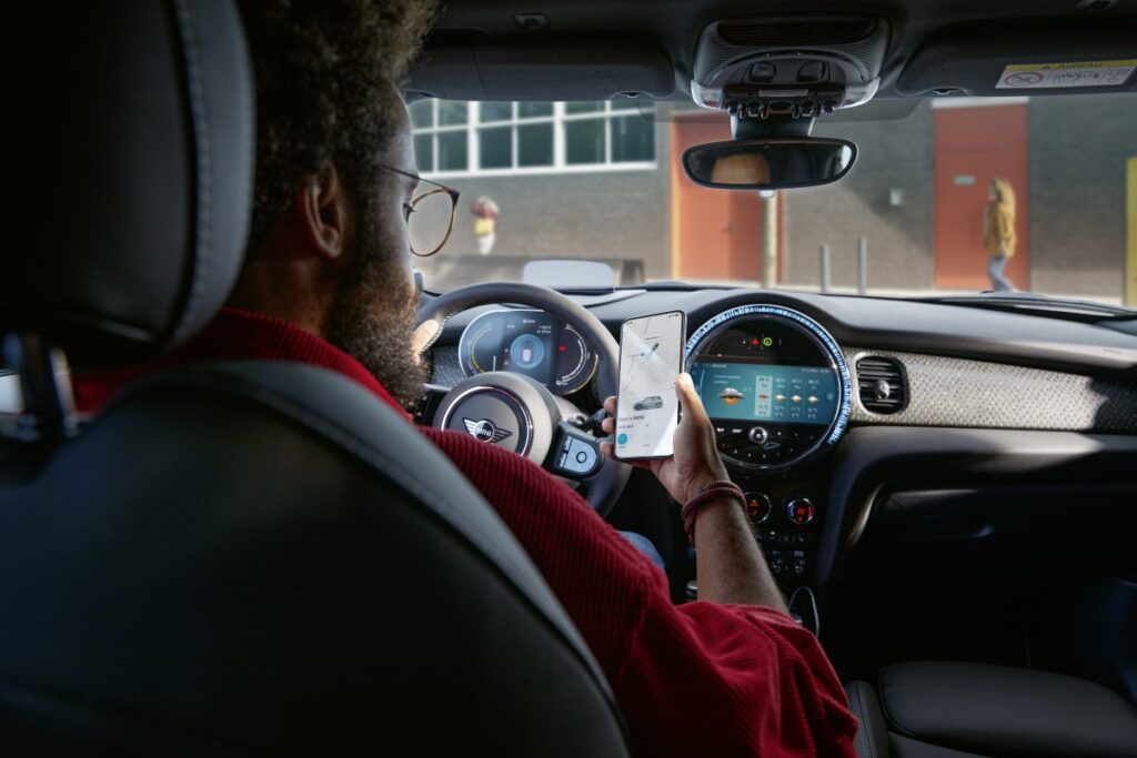 Compartir es cuidar el futuro de la movilidad privada con MINI Sharing.