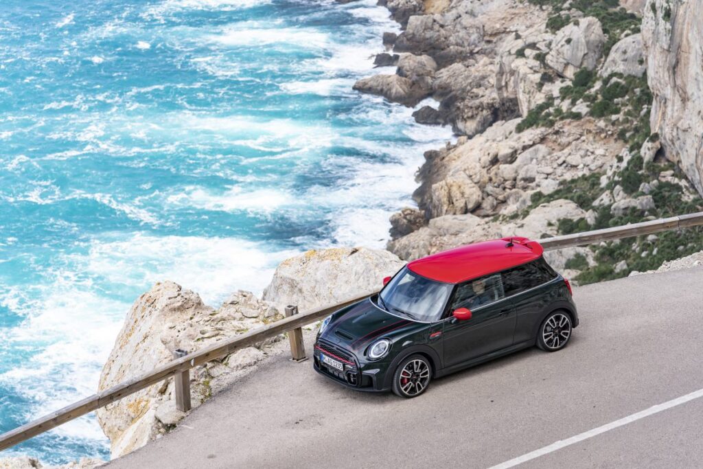 EL MINI JOHN COOPER WORKS