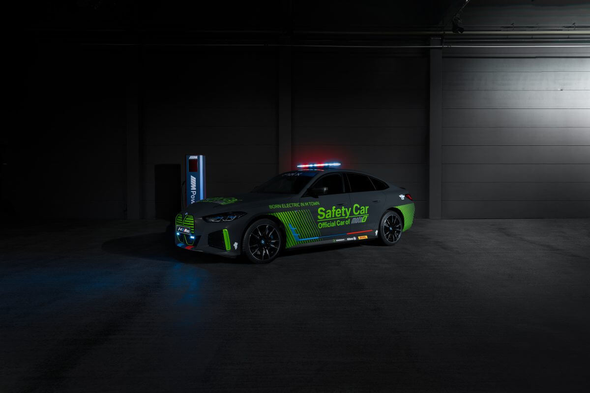 BMW i4 M50 Safety Car